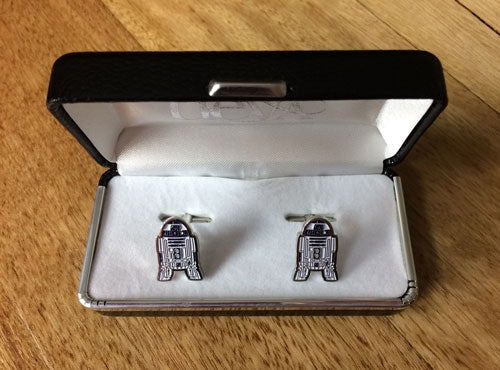 Robot cufflinks